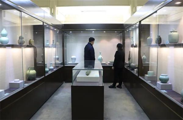 远山春色,龙泉青瓷艺术巴黎展