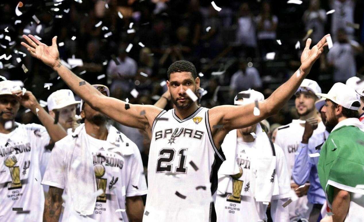 邓肯生涯数据盘点,可以说邓肯是史上最佳大前锋吗