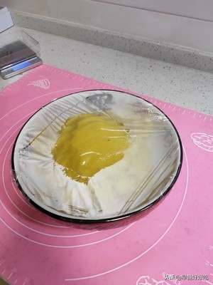 自制豆沙馅的简易绿豆糕方法,家庭自制绿豆糕最简单的方法