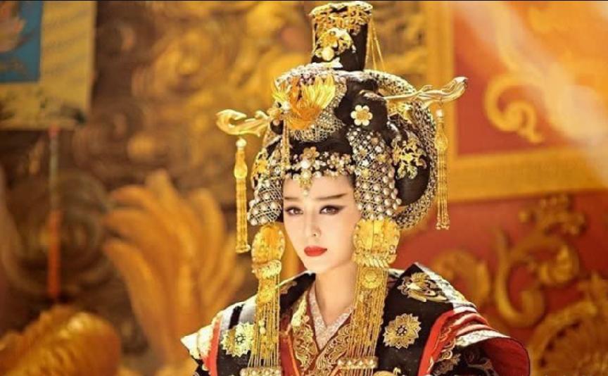 山东现代“武则天”晁正坤：登基称帝建内阁，女帝后宫有4名男宠