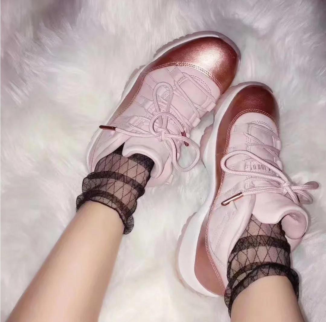 配色中草丨适合女生上脚的粉色球鞋盘点