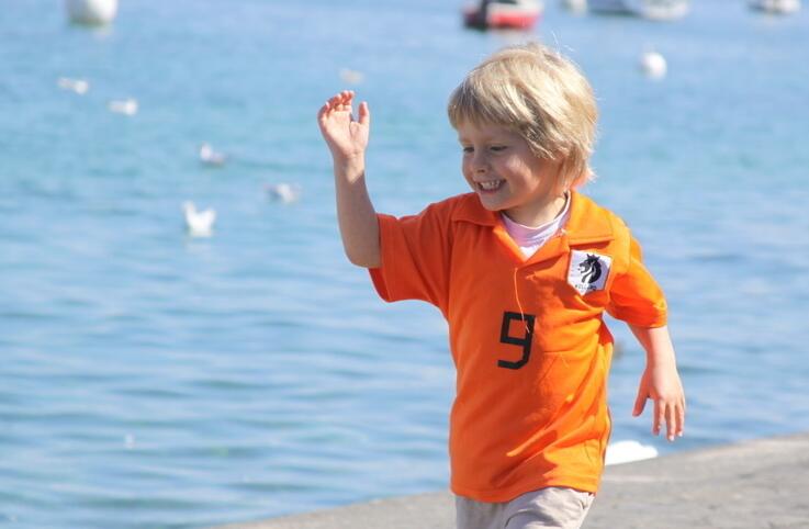 爸爸不帮忙带娃我该怎么办,父母不帮忙带娃孩子怎么办