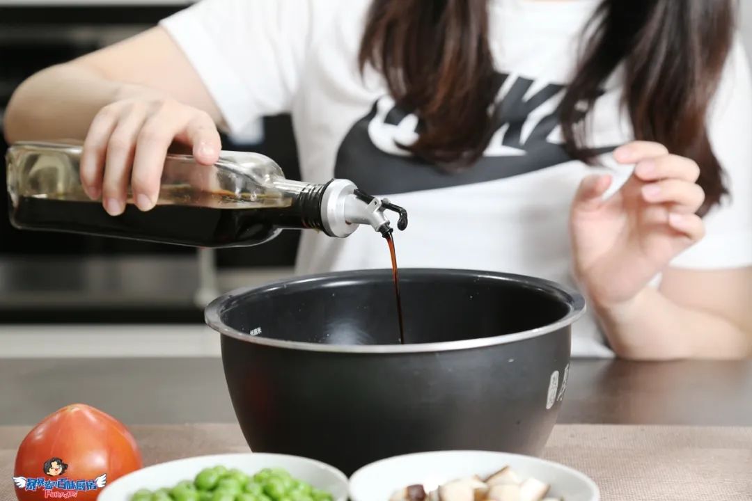 整个朋友圈都在刷《动森》，而我却爱上了在厨房刷锅