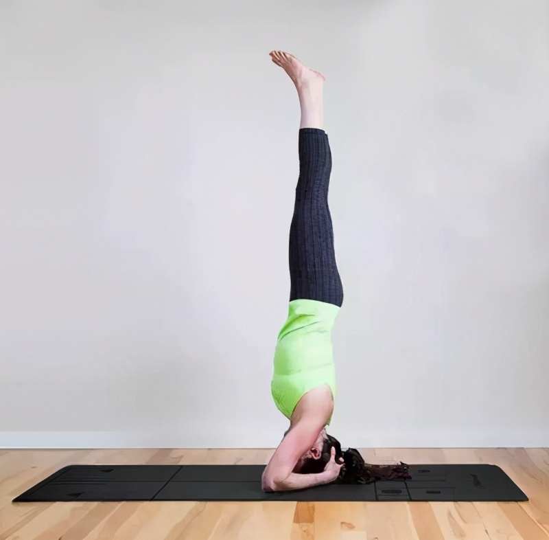 肩倒立训练方法,肩倒立锻炼肌肉