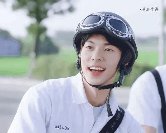 假期在家看电视剧,放假在家看什么剧集