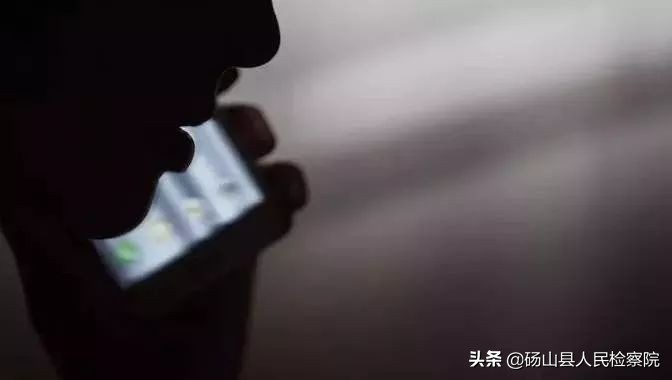 男子被网恋女友骗65万后自尽,43岁网恋年轻男友被骗48万