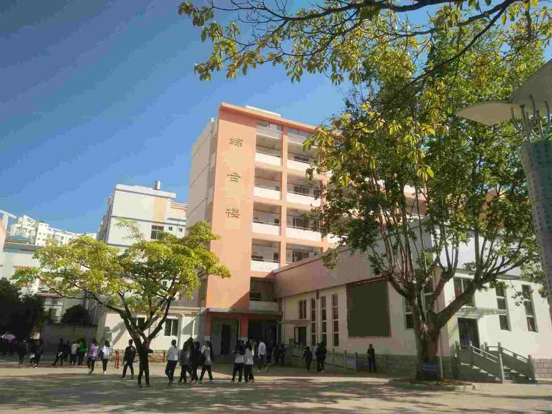 省考给了我一个回高中学校的机会---你有多久没有回去了？