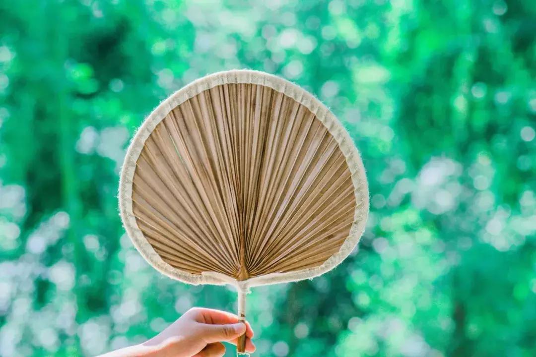 小暑至觅一处清凉守一处静,酷暑难耐寻一份心静觅一处清凉