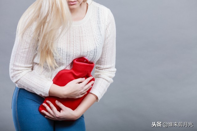 脸的两侧痘痘怎么消除,脸的两侧长痘痘用什么药膏