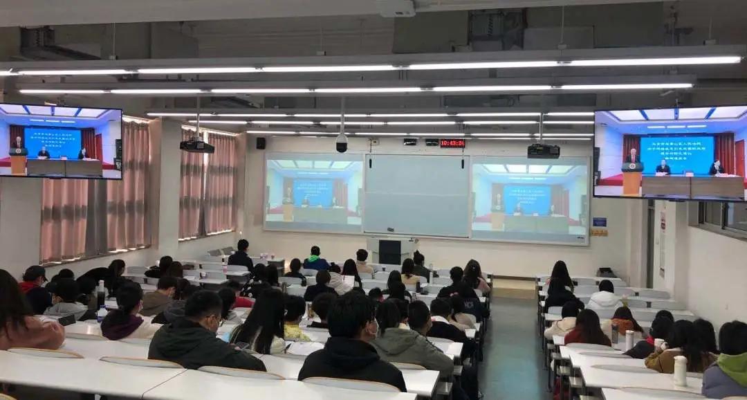 你以为网恋可靠吗,你以为你是在谈恋爱吗