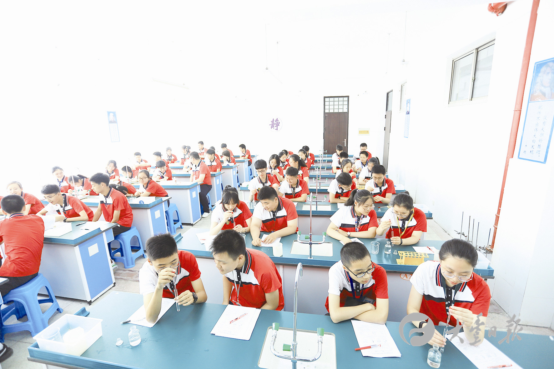 成功教育中学,盐城大丰区中学和盐城市实验中学