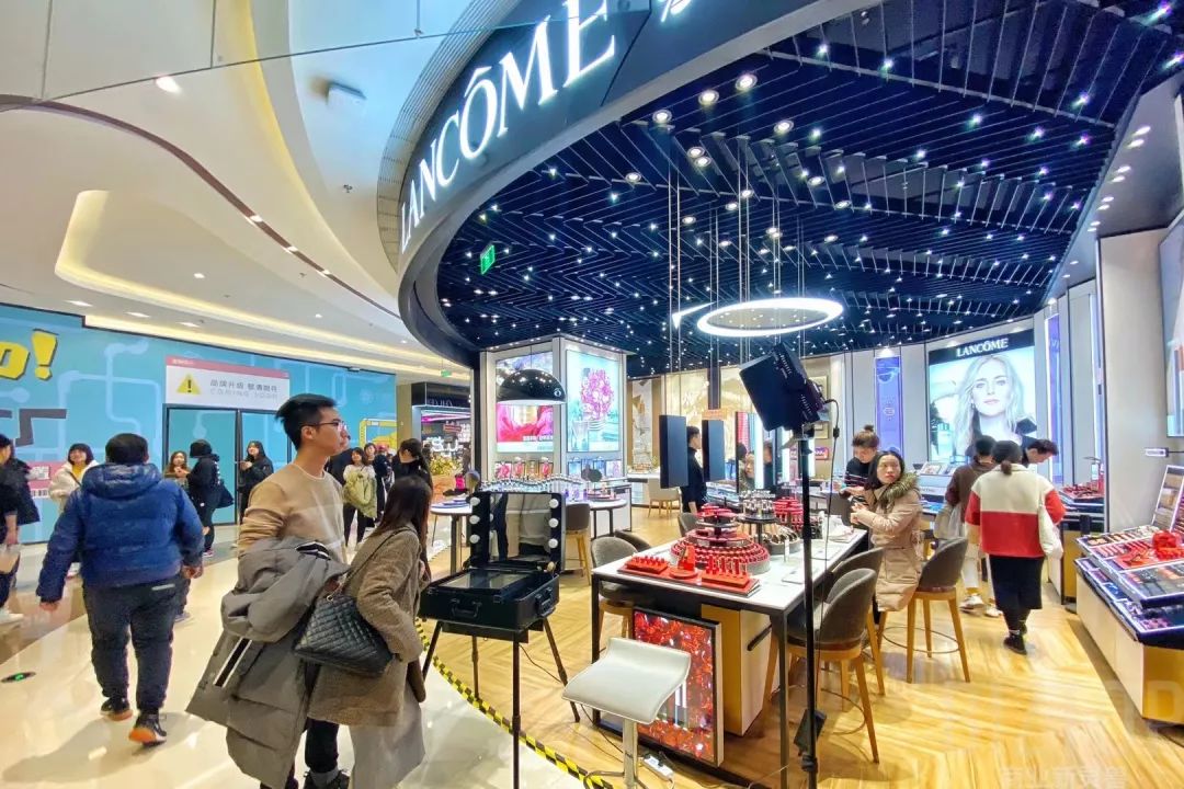 购物中心升级改造开业,西安大融城购物广场