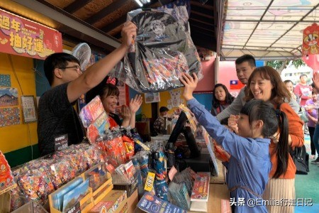 台湾眷村老人画画,台湾彩虹眷村老兵现状