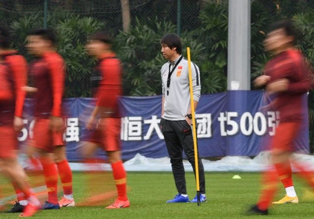 李铁回应归化国家队,李铁回应恒大归化球员