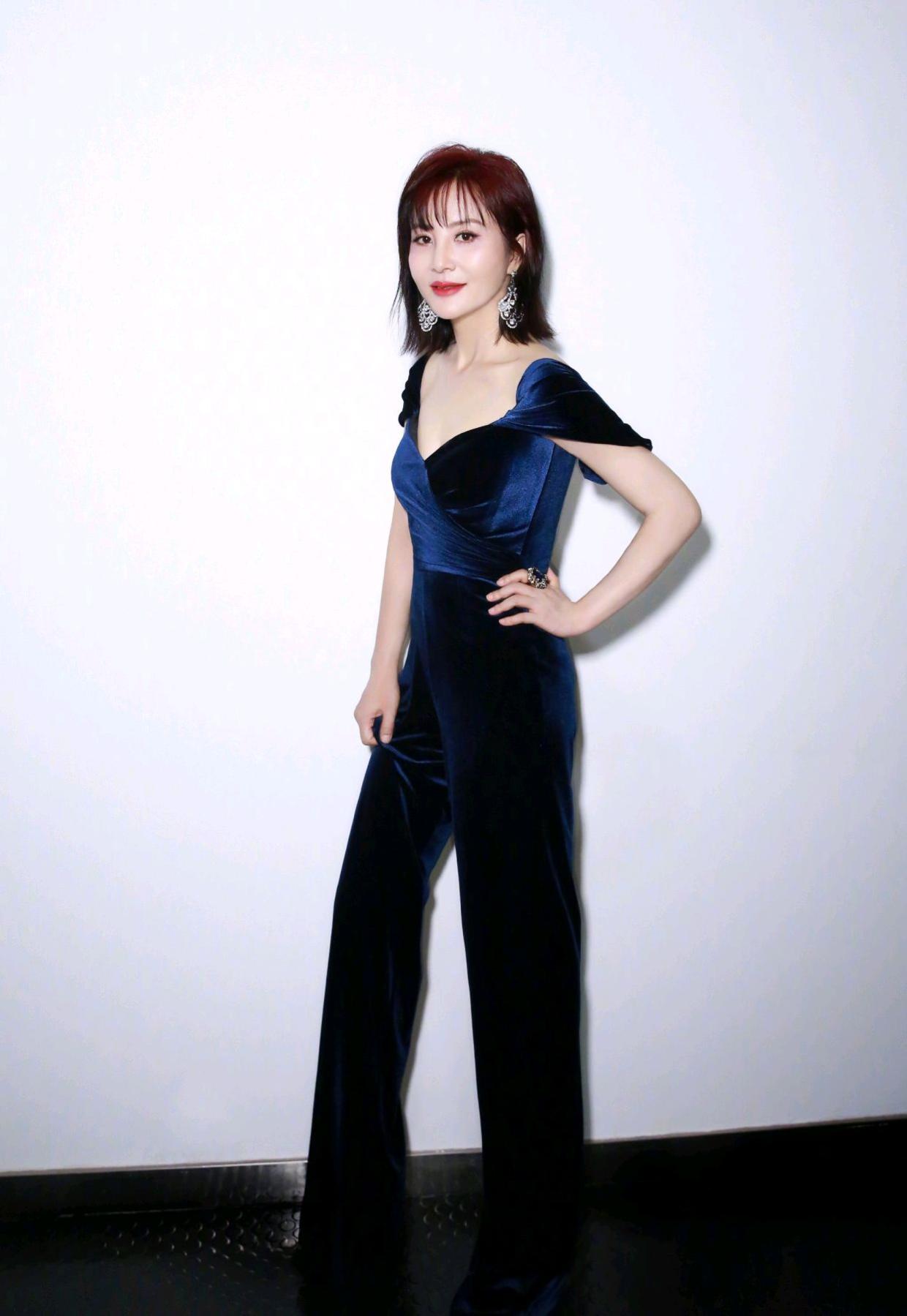 陶红穿搭,陶虹50岁减龄穿搭