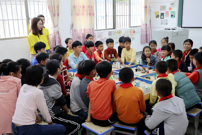 中大互联——“心希望”沙盘进百校之普宁仕林小学