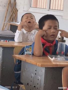 搞笑gif开心一刻满满的正能量,搞笑gif开心每一天