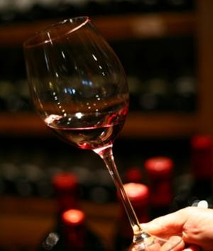 红酒拉菲82年的能喝吗,一瓶饮料喝出了82年拉菲的感觉