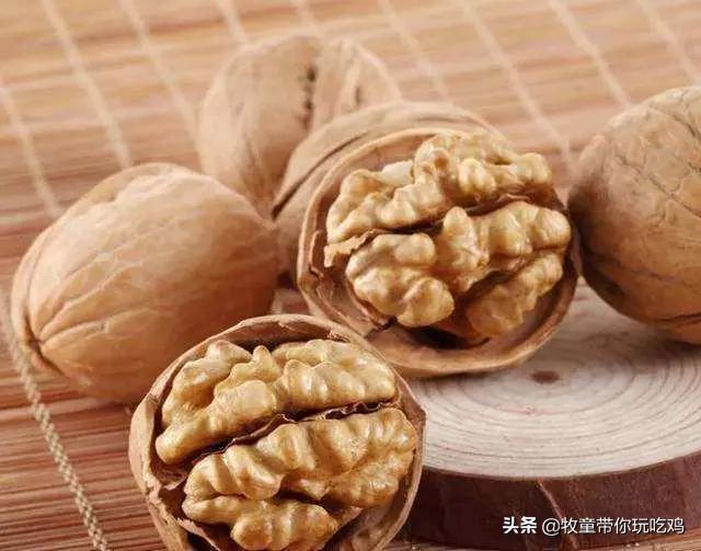 核桃好吃壳难剥,夹心核桃太难剥怎么办