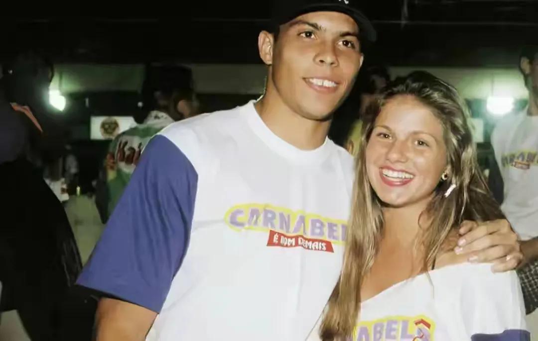 足坛回忆录罗纳尔多,足球记忆罗纳尔多