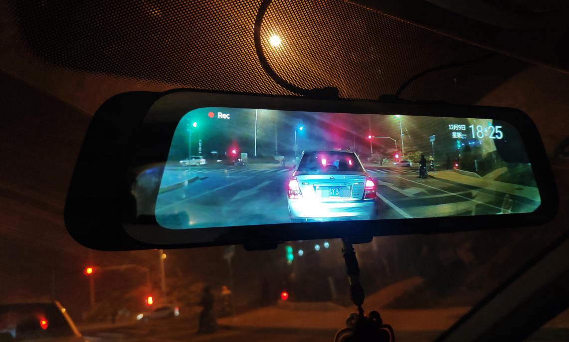 70迈流媒体记录仪后摄像头角度,70迈流媒体记录仪拆解视频