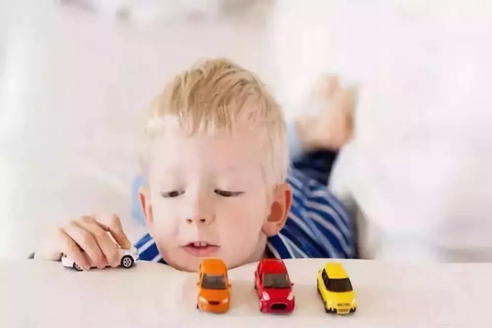 孩子每天半夜12点还不睡怎么办,孩子每晚到点就不睡了