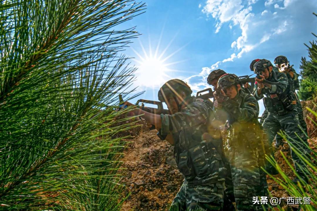 当兵当久了性格变化,儿子当兵后的变化