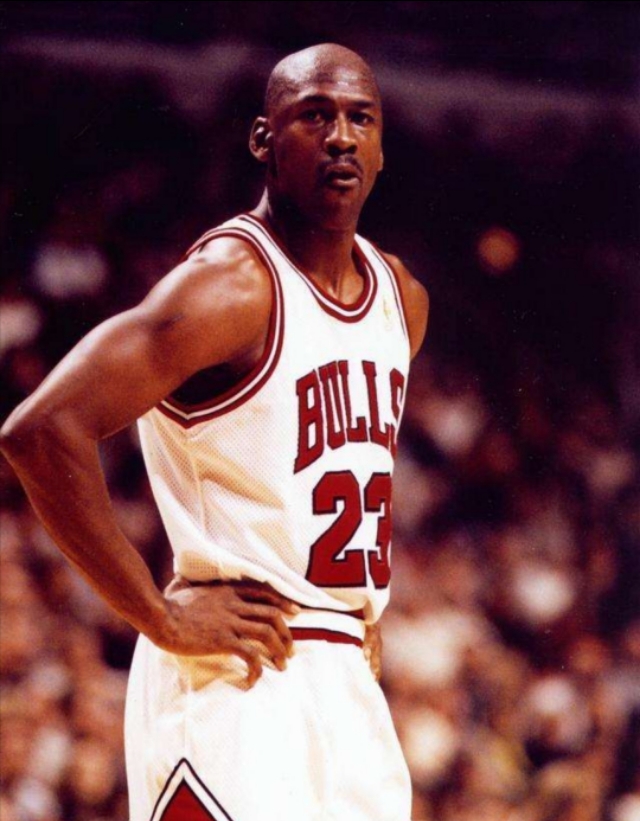 AirJordan5郭艾伦评测——是雪豹还是光棍？