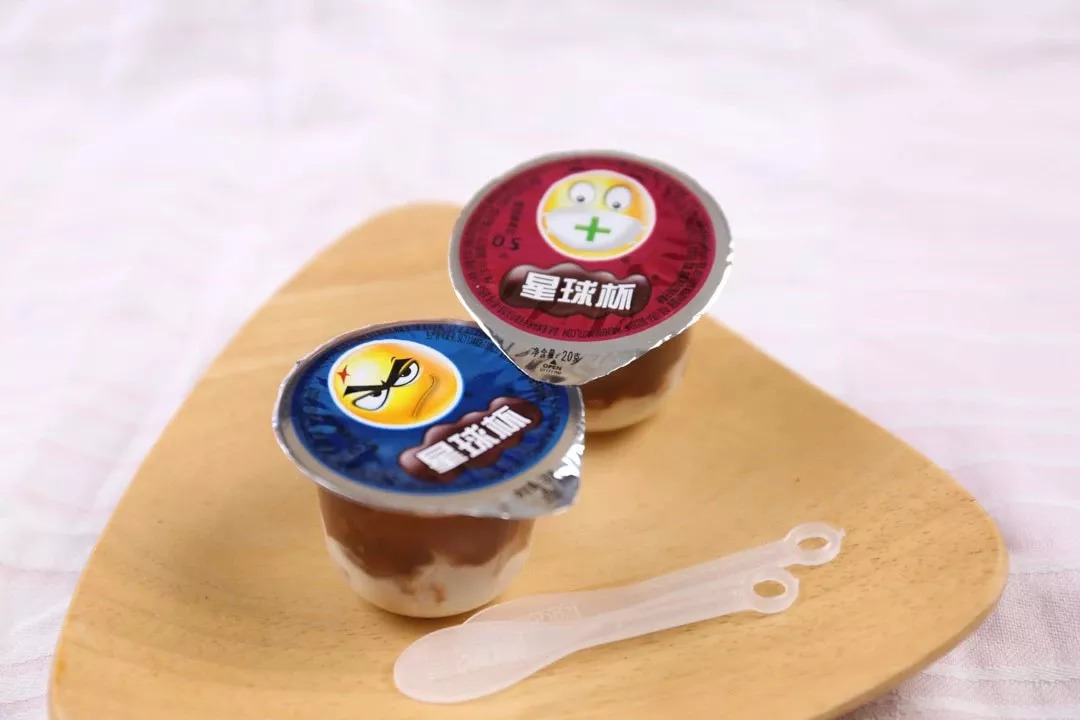 80后的童年回忆零食粘牙糖小卖部,8090后的童年回忆小零食小黄桃