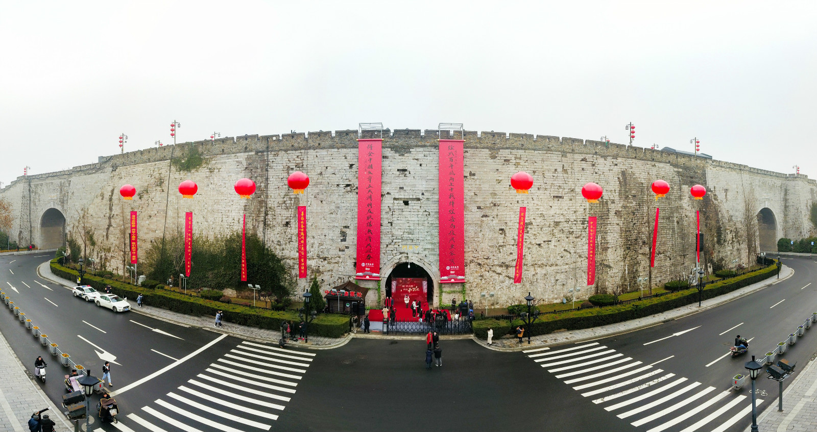 南京十二城门再向全球征集春联,历年来南京十三城门春联