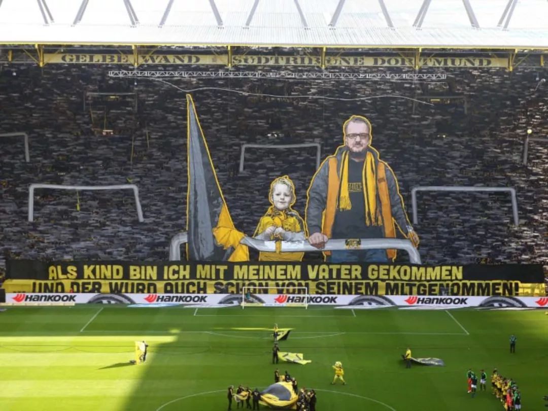 2019德甲看台秀大赏：谢谢你们，一直都在