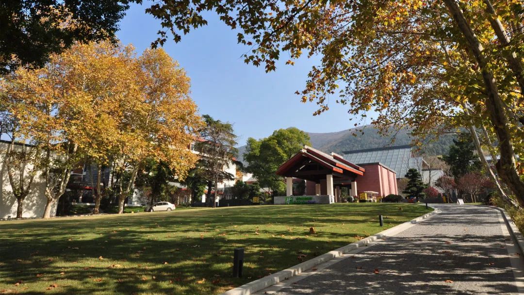 深业半汤御泉庄温泉人多吗,深业御泉庄温泉好玩吗