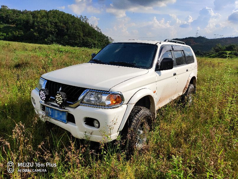 帕杰罗速跑是否是超选四驱系统,男人都梦想有一辆车