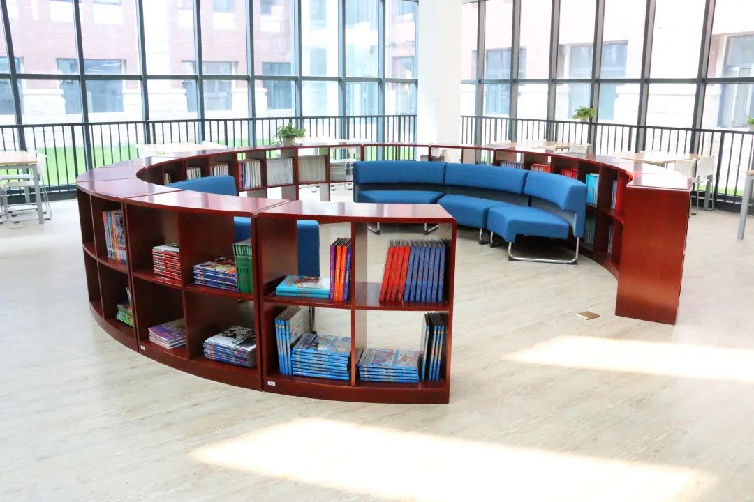 英迪国际学校音乐班,英迪国际大学硕士