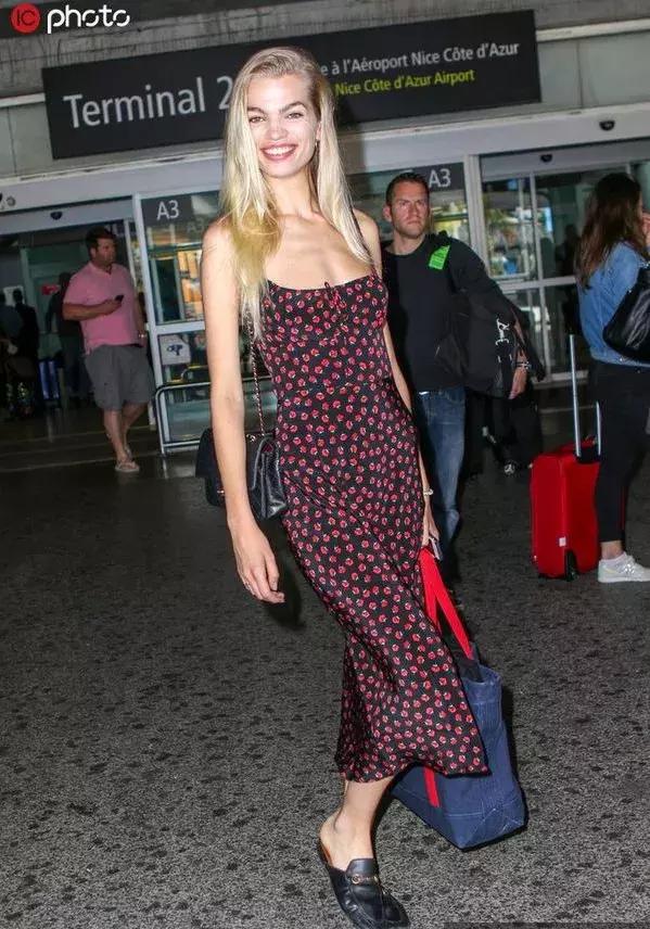 碎花裙泫雅风,lisa泫雅风衣服