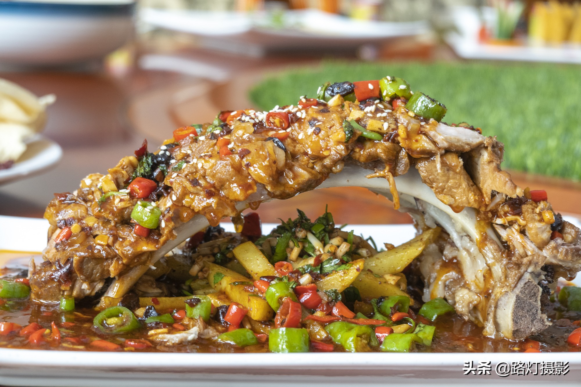 贵州这个县级市不简单，川黔要塞避暑胜地，靠一种水果跻身土豪榜