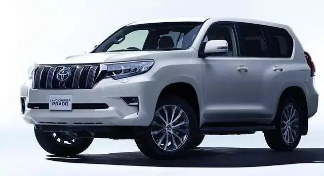 丰田霸道2020款3.5顶配,丰田霸道中规版8万公里