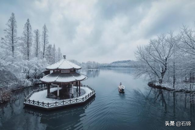 时光如水流一去不回头的诗句,流水惆怅古诗