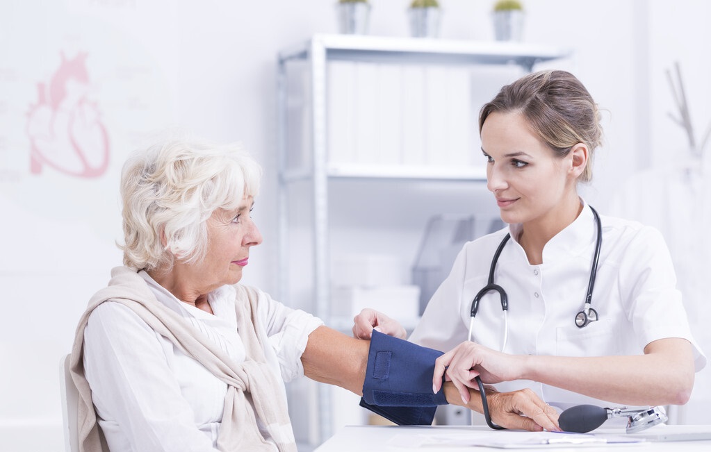 什么类的降压药效果好副作用小,什么降压药副作用小而效果好呢