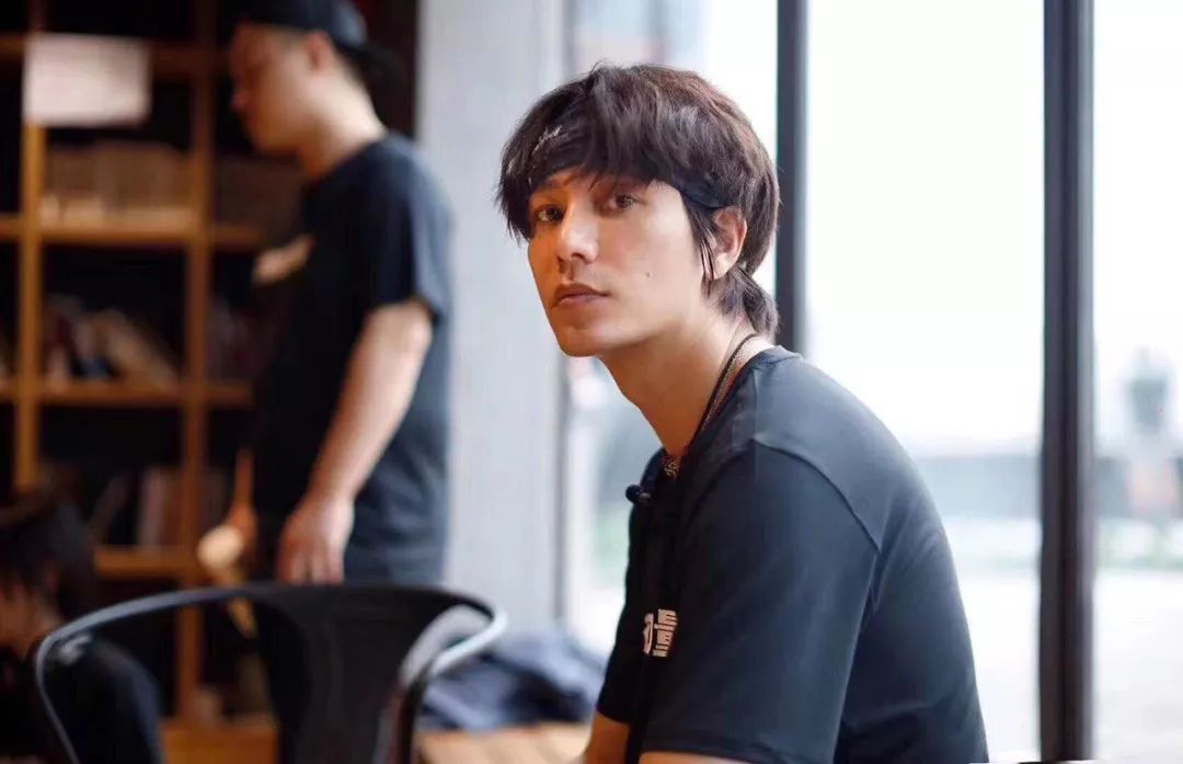 像陈坤的人,像陈坤的男孩