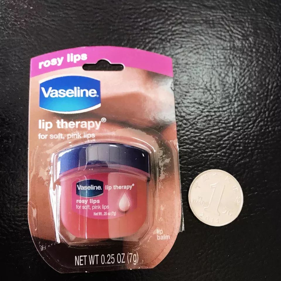 润唇膏测评前十,冬天嘴唇干裂用什么唇膏