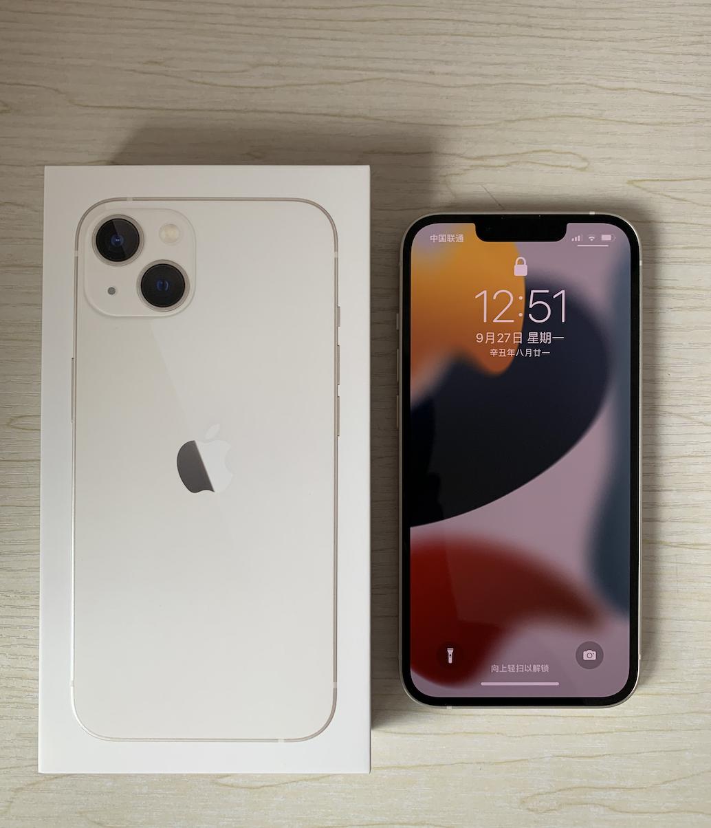 iphone13翻车屏幕有灰,iphone13新机掉漆