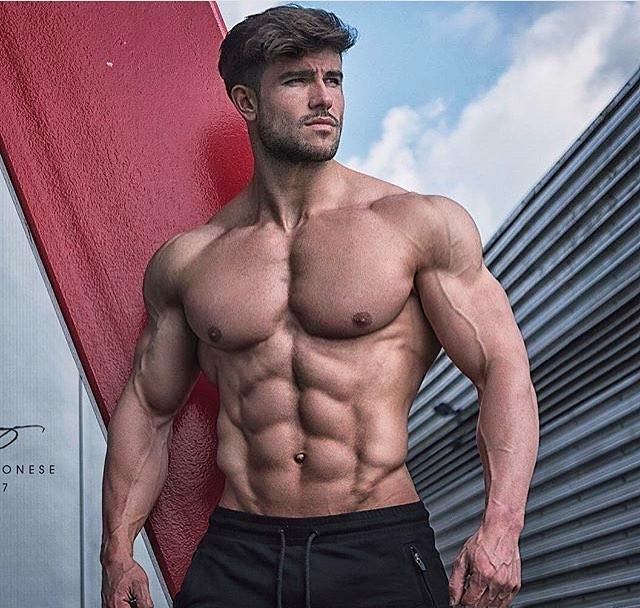 胸肌如何不下垂,胸肌上部不够怎么锻炼