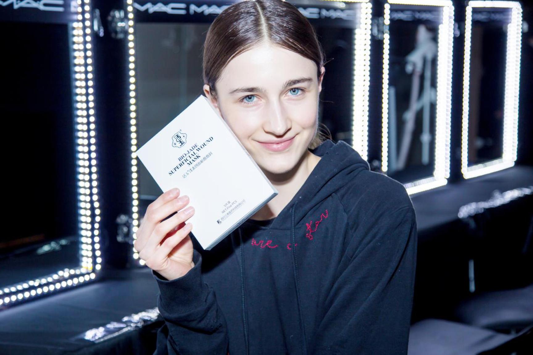 哪些护肤品国货是外国人喜欢的,外国人买中国十大奇葩产品