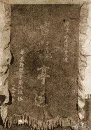 步兵76师，全军首批10大战备值班师之一，大比武技惊四座获得毛*东泽**的赞誉