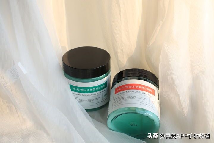 毛孔粗大黑头多脸爱出油怎么解决,毛孔粗大有黑头适合用什么洗面奶