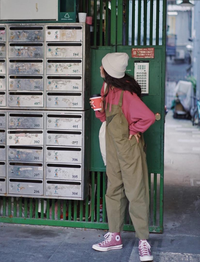 小白鞋来一双穿起来时尚又潮流,初春鞋子气质