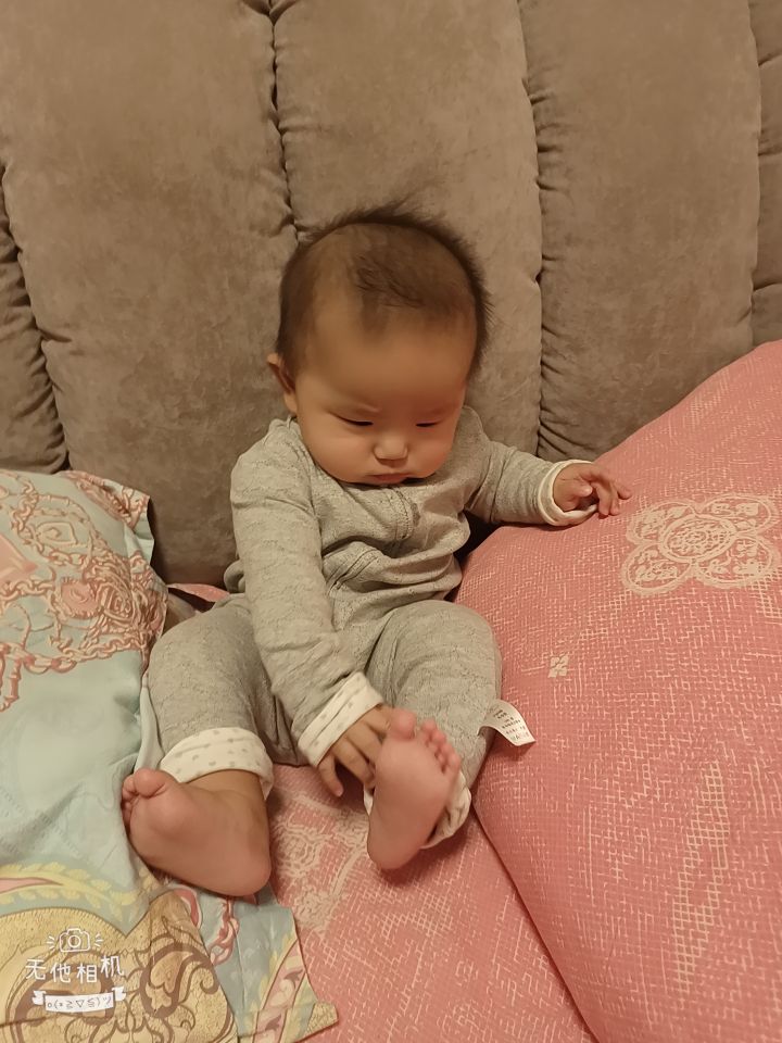 退热贴好还是退热栓,退热贴便宜的和贵的有啥区别