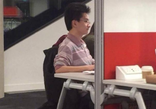 快乐星球的童星现在还在演艺圈吗,快乐星球中女童星长大后的照片