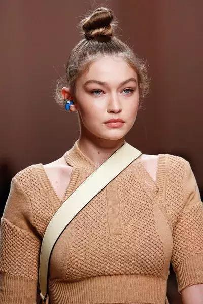 最热门的5款发型,2019年流行的女士发型